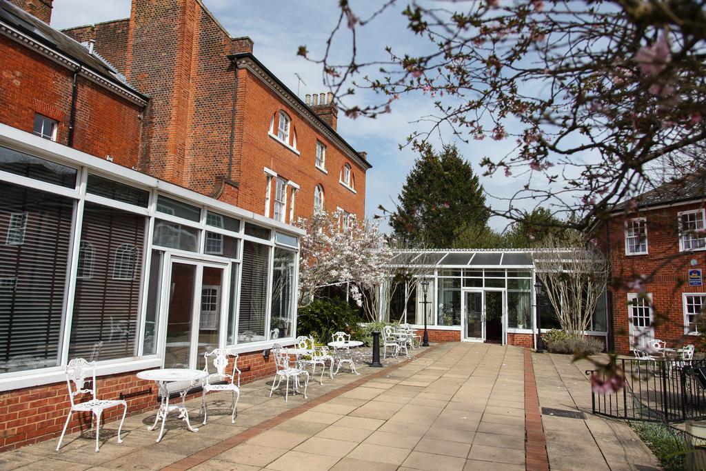 Best Western Moore Place Hotel Milton Keynes Exteriör bild